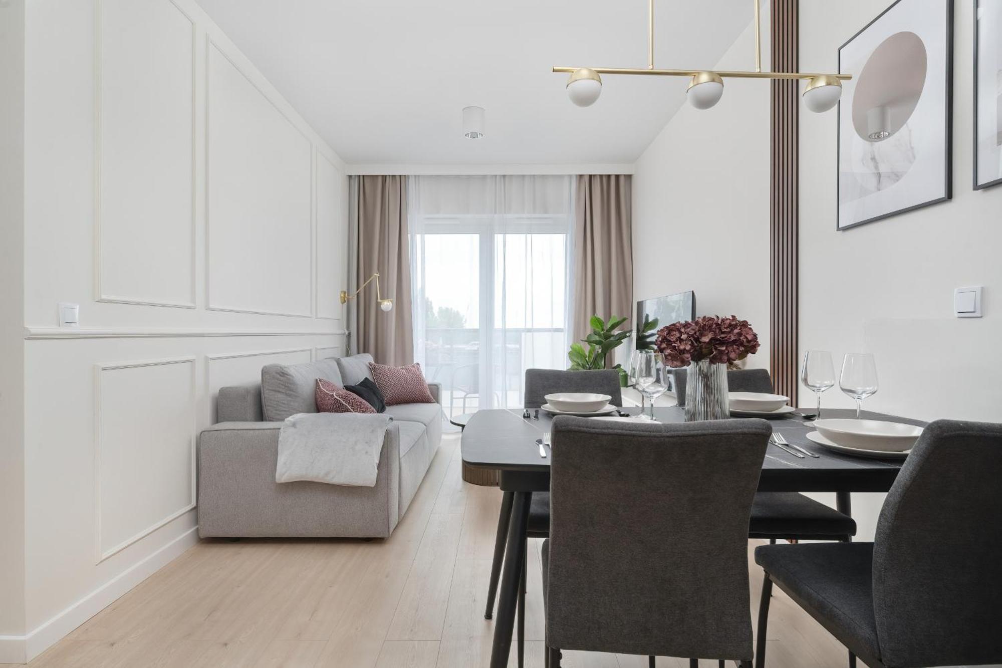 Elegancki Blisko Rzeki Z Garazem Na 2 Auta By Renters