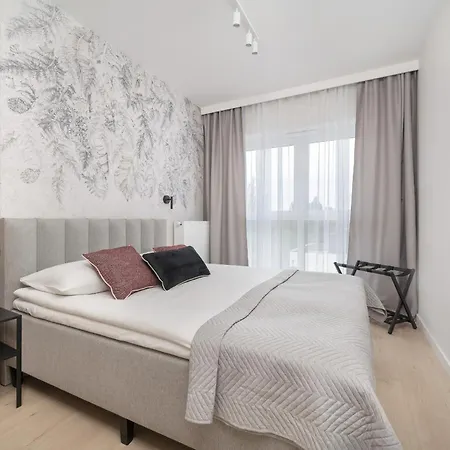 Elegancki Apartament Blisko Rzeki Z Garazem Na 2 Auta Wroclaw By Noclegi Renters Exterior photo
