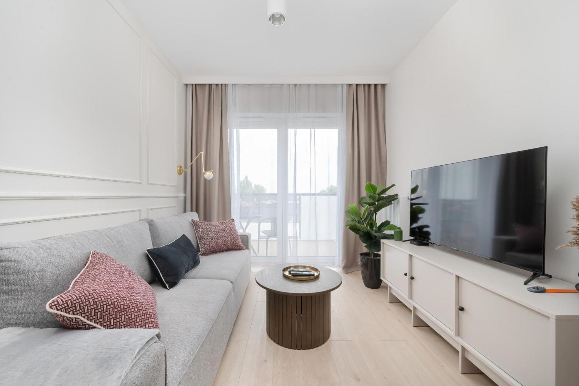 Elegancki Blisko Rzeki Z Garazem Na 2 Auta By Renters *