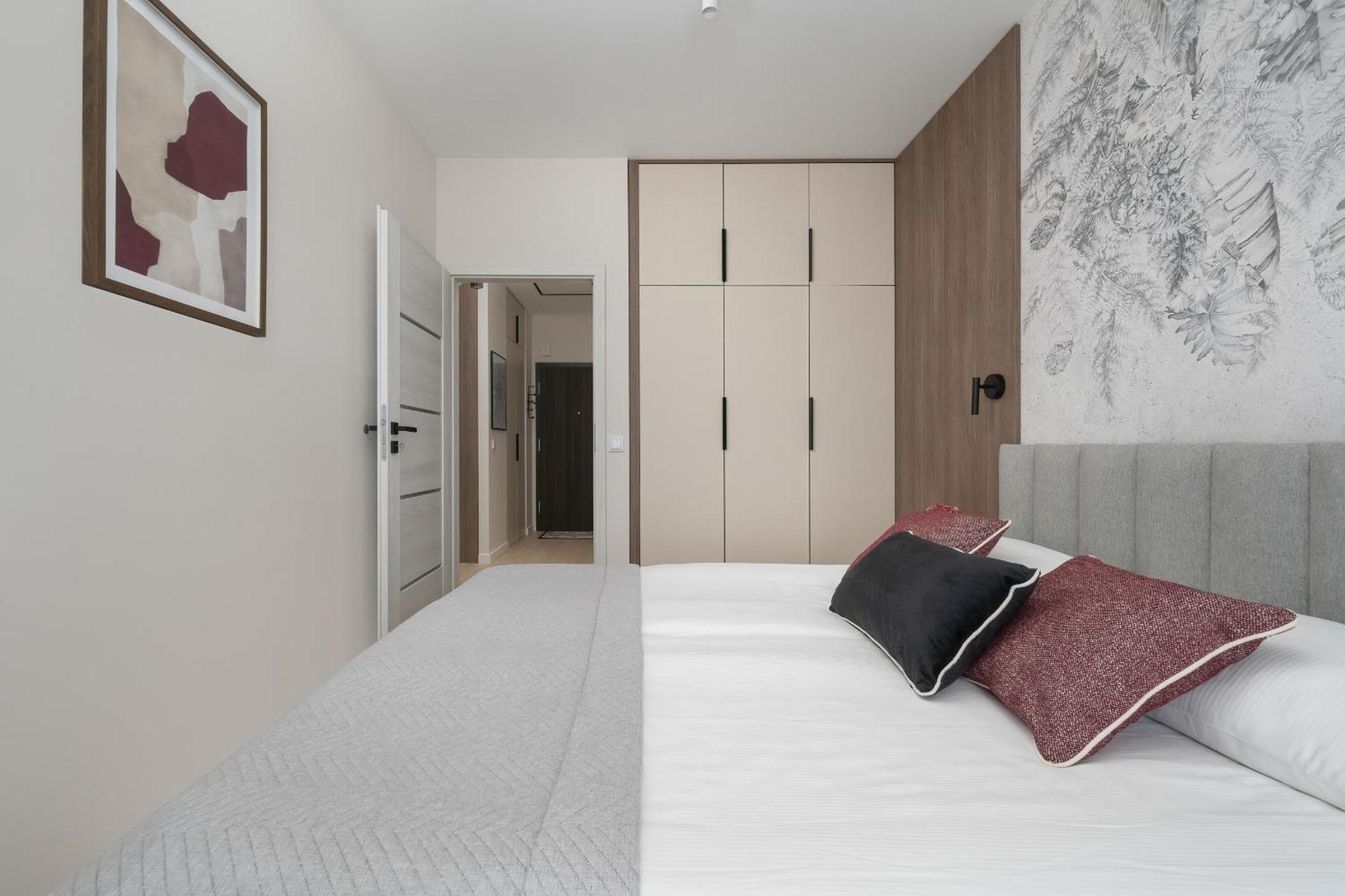 Apartment Elegancki Blisko Rzeki Z Garazem Na 2 Auta By Renters Wroclaw